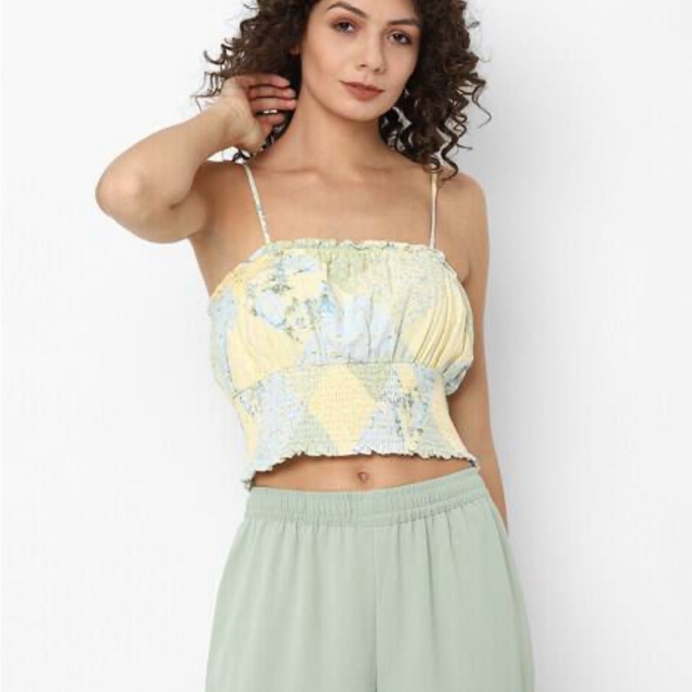 American Eagle • Pastel Floral Patchwork Crop Top